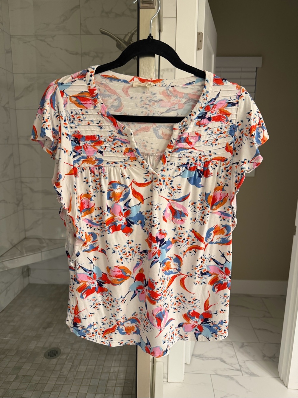 Anthropologie Meadow Rue White Floral V-Neck Short Sleeve Blouse